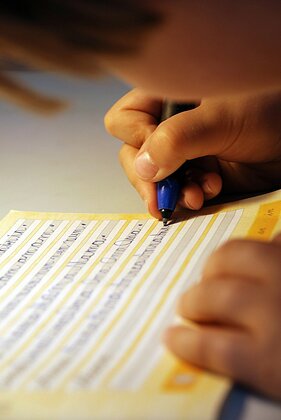 Comment simplifier les devoirs : astuces pour les rendre plus faciles