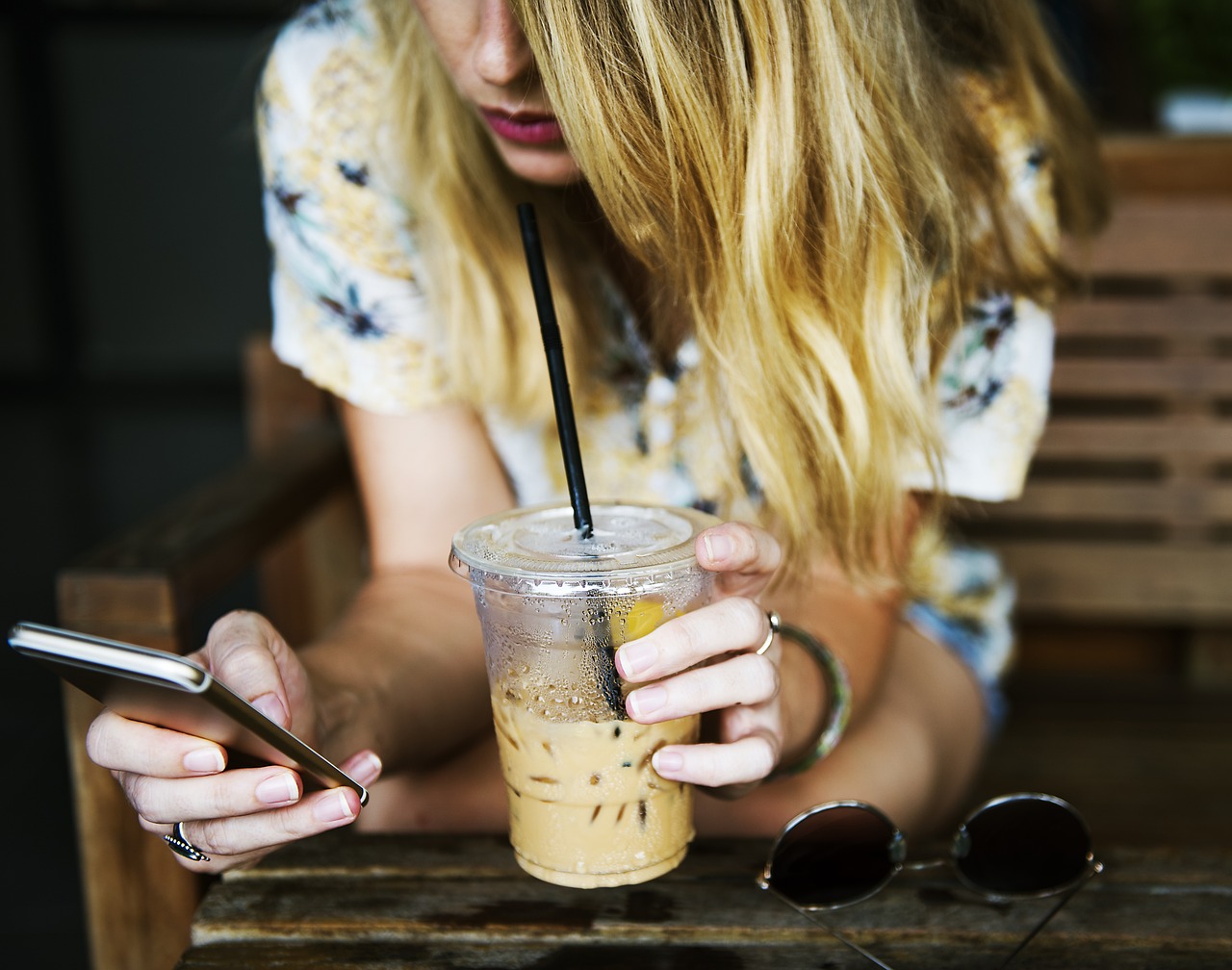 découvrez l'art de la communication efficace avec nos conseils et techniques pour améliorer vos interactions personnelles et professionnelles. apprenez à écouter, à exprimer vos idées clairement et à établir des connexions durables.