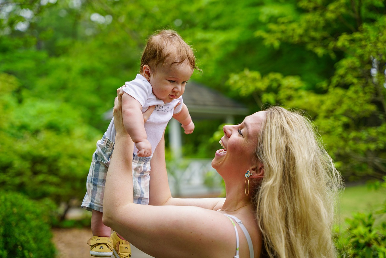 découvrez comment chérir et préserver vos souvenirs familiaux à travers des activités, des histoires et des astuces pour créer des liens durables. partagez des moments inoubliables avec vos proches et revivez les instants précieux de votre histoire familiale.