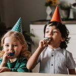 découvrez notre sélection de cadeaux pour enfants, idéale pour chaque occasion ! des jouets éducatifs aux jeux amusants, trouvez le présent parfait qui émerveillera les petits et les fera sourire.