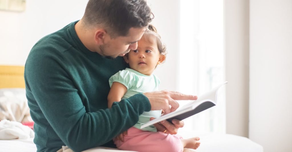découvrez les étapes essentielles du développement de votre bébé, des premières semaines aux premiers pas. apprenez comment stimuler son apprentissage, sa motricité et son bien-être à chaque étape de sa croissance.