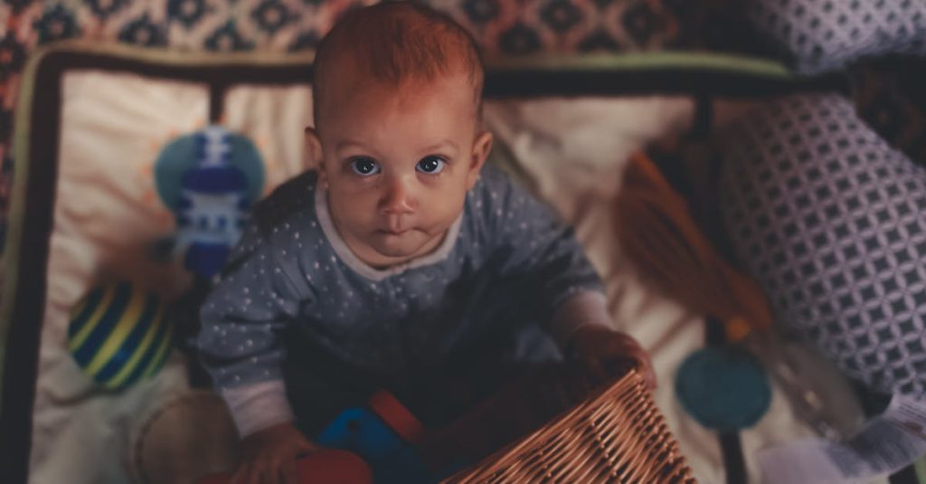 découvrez notre sélection de vêtements et accessoires pour bébés, alliant confort, style et sécurité. du siège auto aux poussettes, équipez-vous des meilleurs équipements pour accompagner votre petit dans toutes ses aventures.