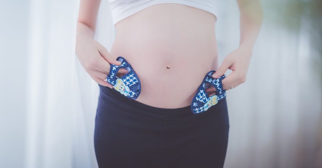 découvrez tout ce que vous devez savoir sur la grossesse : conseils santé, étapes du développement fœtal, et astuces pour vivre cette période unique sereinement.