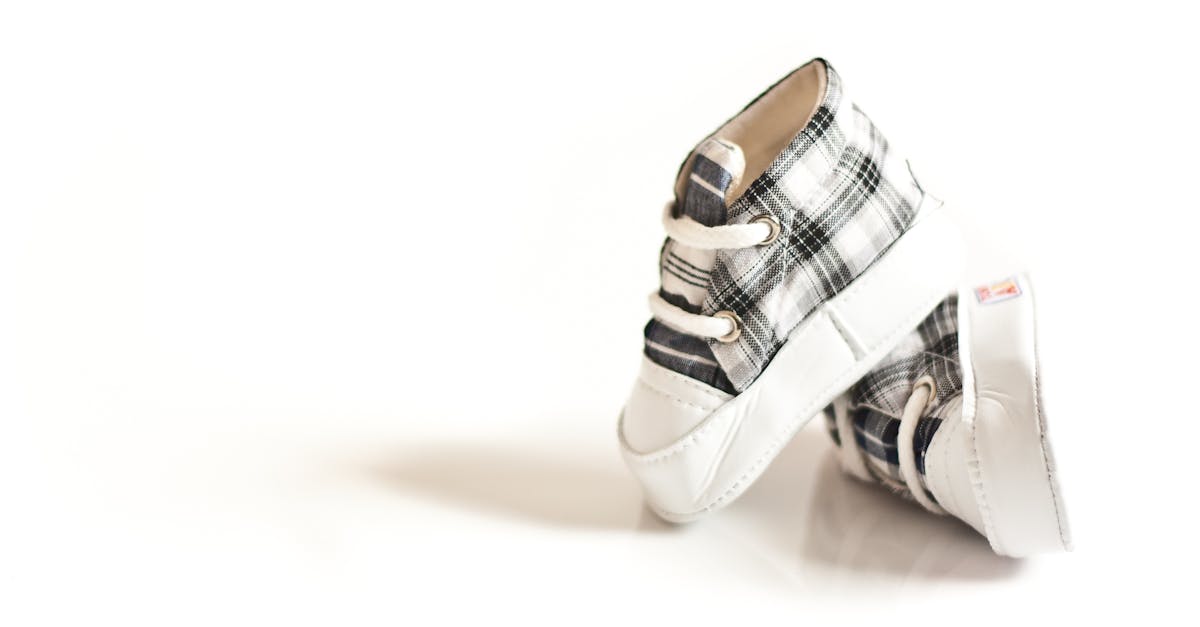 découvrez notre collection de vêtements pour bébés, alliant confort, style et qualité. des tenues adorables pour chaque occasion, conçues avec des matériaux doux et sécurisés pour choyez votre petit trésor.