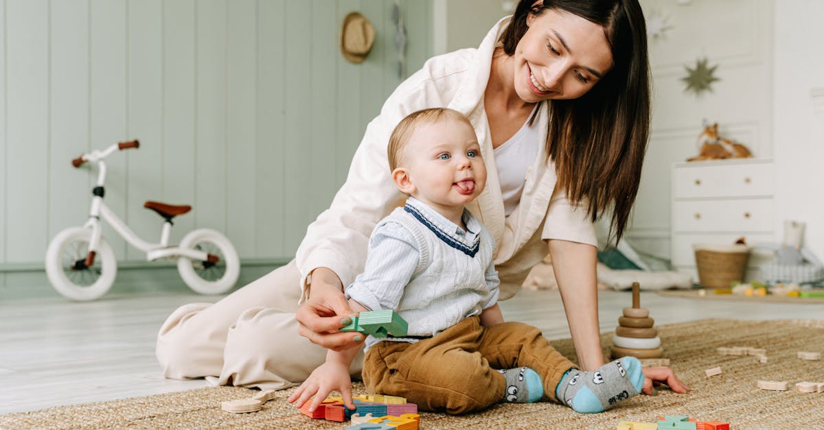 découvrez les étapes clés du développement de votre bébé, de la naissance à ses premiers pas. obtenez des conseils pratiques et des informations essentielles pour accompagner chaque moment de cette précieuse croissance.