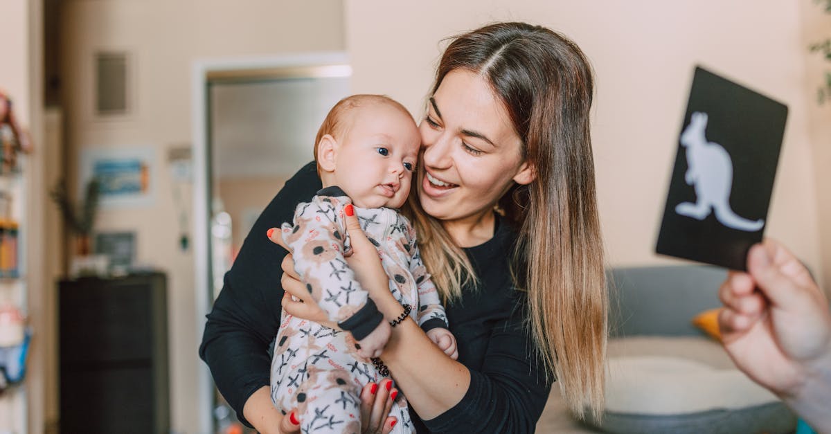découvrez les étapes clés du développement de votre bébé, des premiers mois jusqu'à ses premières années. apprenez comment stimuler ses sens et accompagner sa croissance dans un environnement sain et sécurisé.