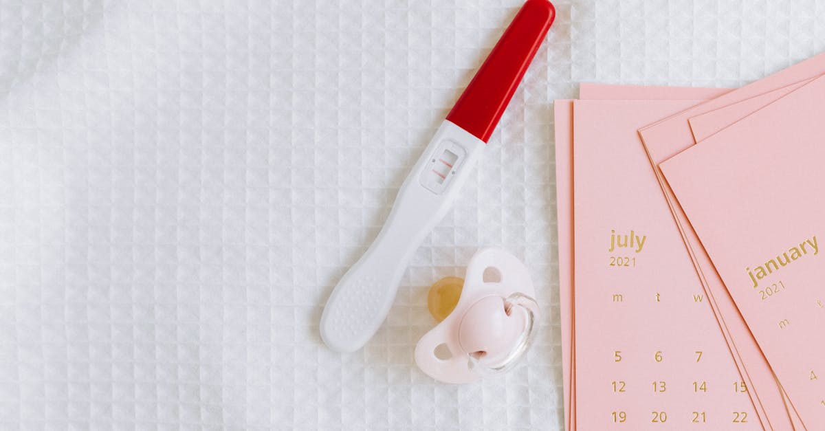 découvrez notre sélection d'articles essentiels pour bébé, incluant vêtements, couches, produits de soins et accessoires pour accompagner chaque étape de la vie de votre tout-petit. offrez à votre bébé le meilleur confort et sécurité avec nos indispensables.