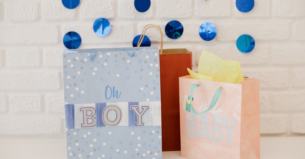 découvrez notre sélection unique de cadeaux pour bébés, allant des jouets doux aux vêtements adorables. parfaits pour les nouvelles mamans et les futures célébrations, trouvez le cadeau idéal qui comblera de joie les petits et leurs parents.