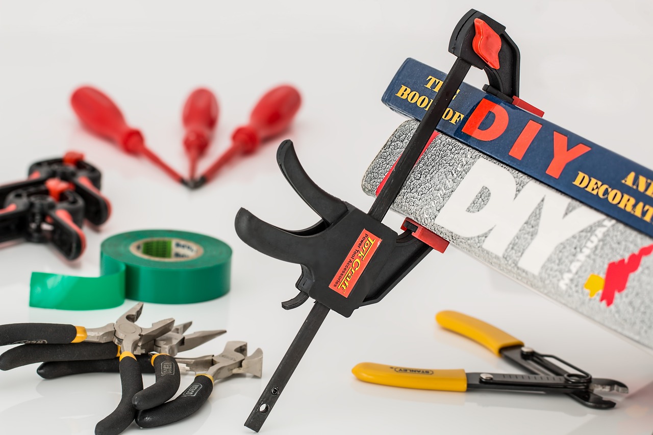 découvrez des projets diy inspirants et créatifs ! transformez des objets du quotidien en œuvres uniques grâce à nos tutoriels faciles et des conseils pratiques. laissez libre cours à votre imagination avec nos idées diy pour embellir votre intérieur et personnaliser vos accessoires.