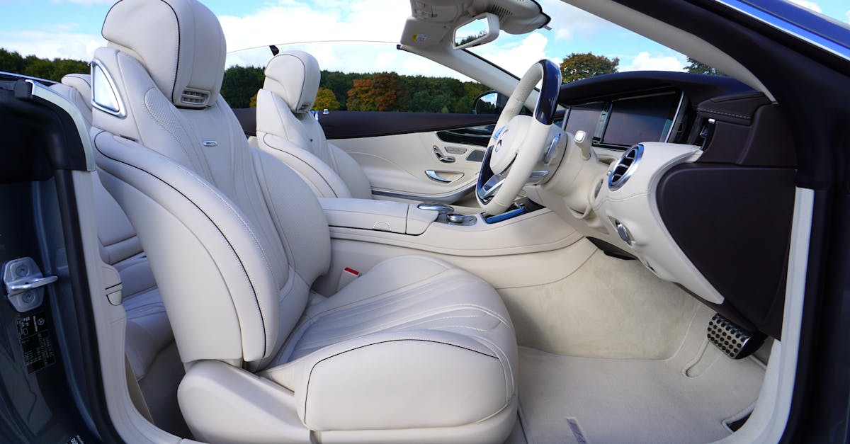 découvrez notre sélection de sièges auto de qualité, conçus pour garantir la sécurité et le confort de votre enfant lors de vos trajets. choisissez parmi une variété de modèles adaptés à tous les âges et tous les véhicules.