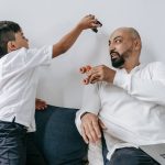 découvrez comment la parentalité influence les affiliations sociales et culturelles. explorez les dynamiques familiales et leur impact sur l'identité et les relations intergénérationnelles.