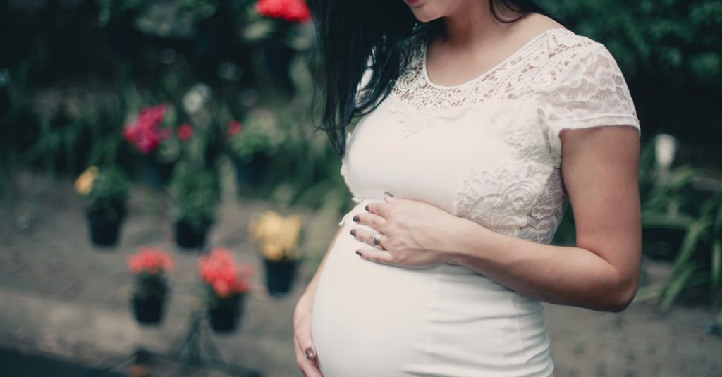 découvrez tout ce que vous devez savoir sur la grossesse : conseils santé, étapes clés, nutrition et bien-être pour accompagner les futures mamans tout au long de cette merveilleuse aventure.