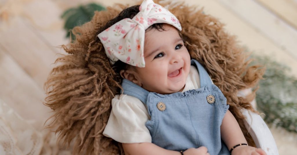 découvrez l'univers enchanté de la couture pour bébés ! apprenez à créer des vêtements adorables et des accessoires uniques pour les tout-petits grâce à nos conseils, tutoriels et astuces pratiques. libérez votre créativité et faites des projets de couture qui charmeront votre petit et rassembleront les familles.
