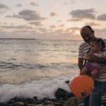 découvrez l'univers fascinant de baby rocks, où la musique rencontre l'éveil des tout-petits. offrez à votre bébé une expérience rythmée et ludique, avec des chansons douces et des mélodies entraînantes pour stimuler son développement. plongez dans un monde de découvertes sonores pour les nourrissons !