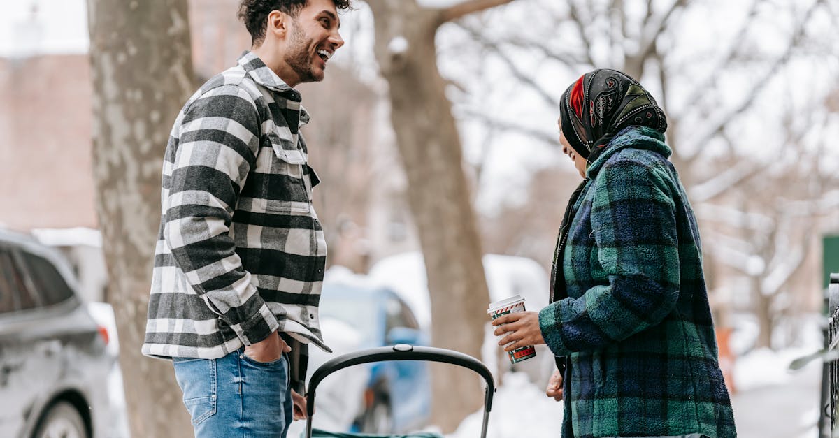 découvrez les meilleures options de transport pour bébés : sièges auto sécurisés, poussettes pratiques et autres équipements pour voyager en toute sérénité avec votre enfant. profitez de notre guide complet pour choisir le meilleur moyen de déplacement pour votre tout-petit.