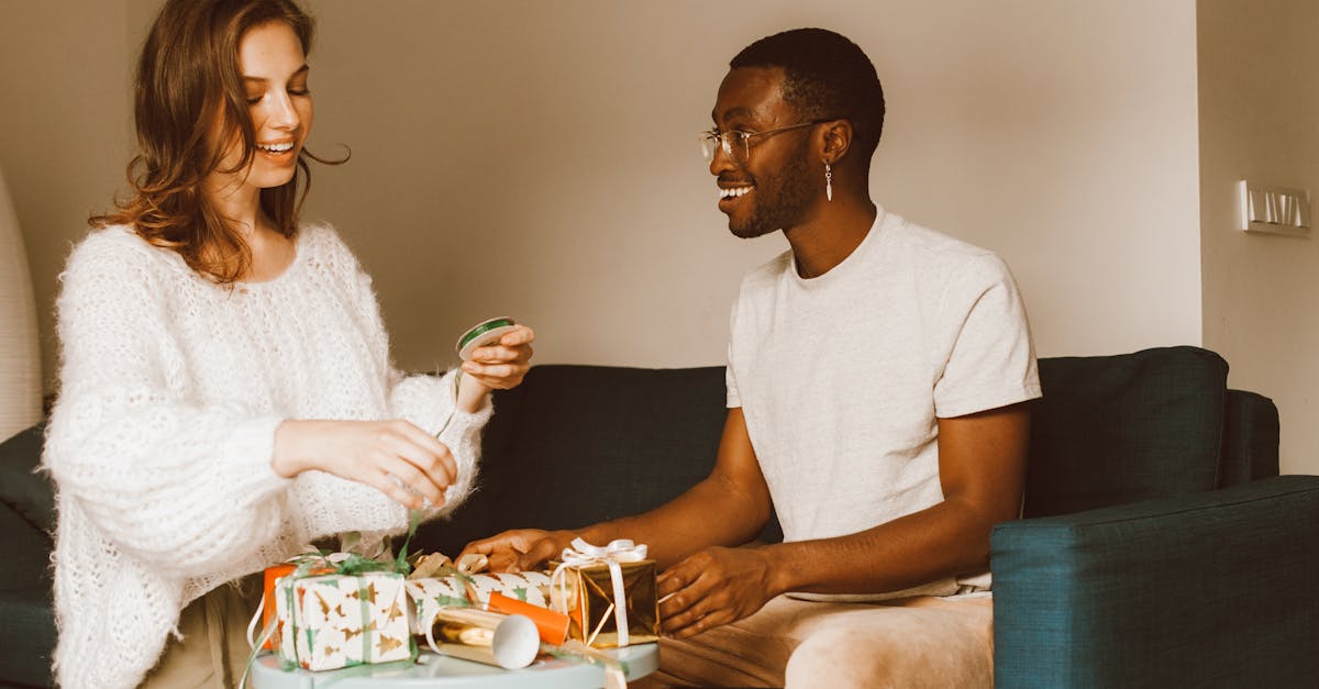 découvrez une sélection unique de cadeaux faits main, parfaits pour toutes les occasions. offrez une touche personnelle et authentique avec des créations artisanales qui sauront émerveiller vos proches.