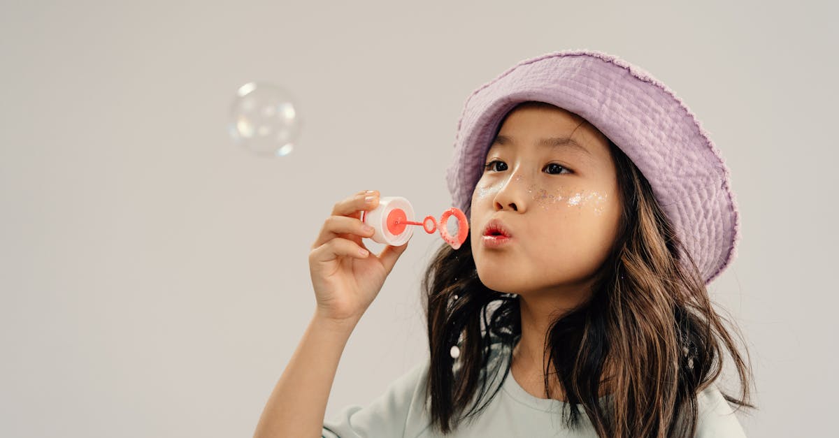 découvrez notre sélection de jouets d'extérieur pour encourager le jeu actif et l'exploration en plein air. idéaux pour stimuler l'imagination et créer des souvenirs inoubliables en famille!