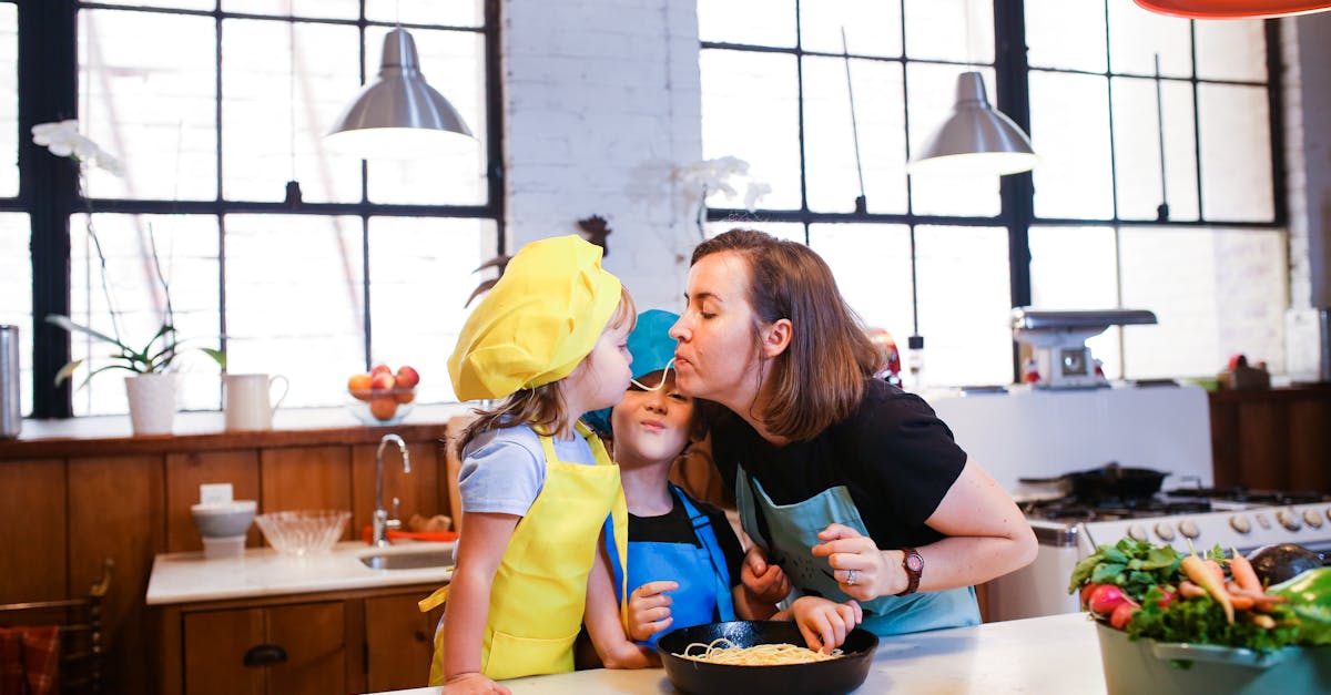 découvrez des conseils pratiques et efficaces pour les parents. améliorez la relation avec vos enfants grâce à des astuces et recommandations sur l'éducation, la gestion des émotions et le bien-être familial.