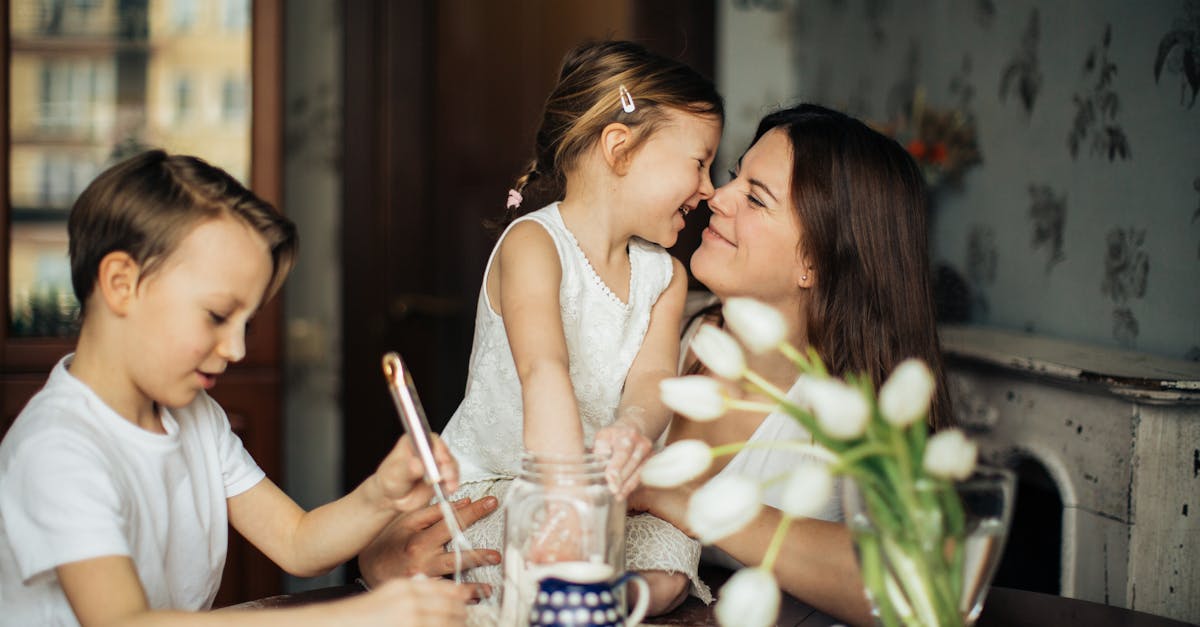 découvrez des conseils, astuces et ressources pour accompagner votre parcours de parentalité, améliorer la communication avec vos enfants et favoriser leur bien-être au quotidien.